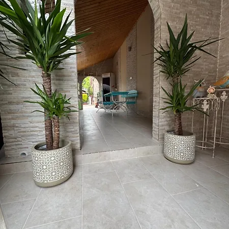 Casa Viselor De Vara بيت ضيافة دووا مايْ