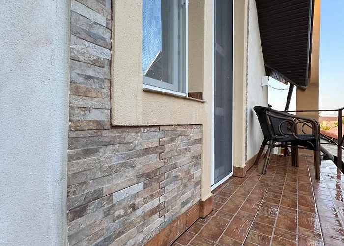 Casa Viselor De Vara بيت ضيافة دووا مايْ