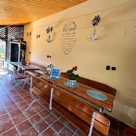 Casa Viselor De Vara * Două Mai