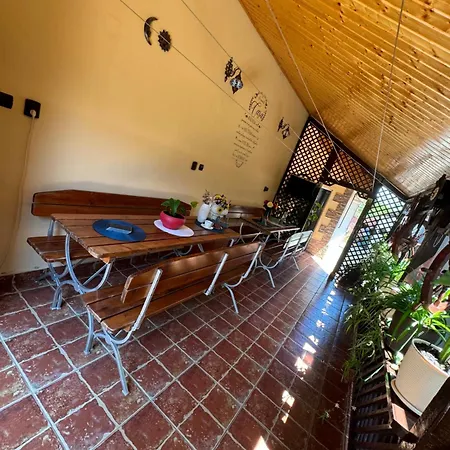 Casa Viselor De Vara Două Mai
