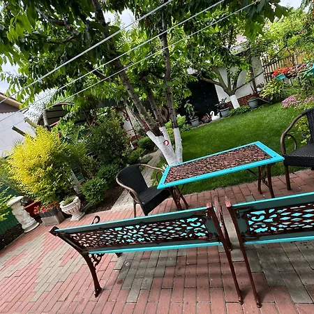 Casa Viselor De Vara Gasthuis Două Mai