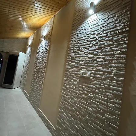 Casa Viselor De Vara Două Mai